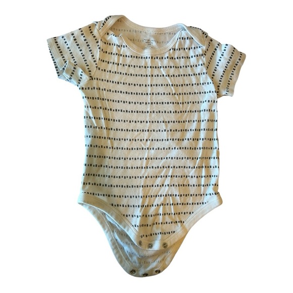 Adorable Star and Stripe Bodysuit Collection - Cream, Gray, Black - Picture 10 of 11